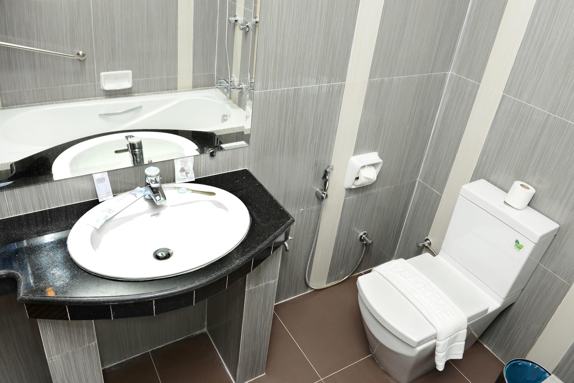 Hotel Grand United - 21St Downtown Yangon Ngoại thất bức ảnh