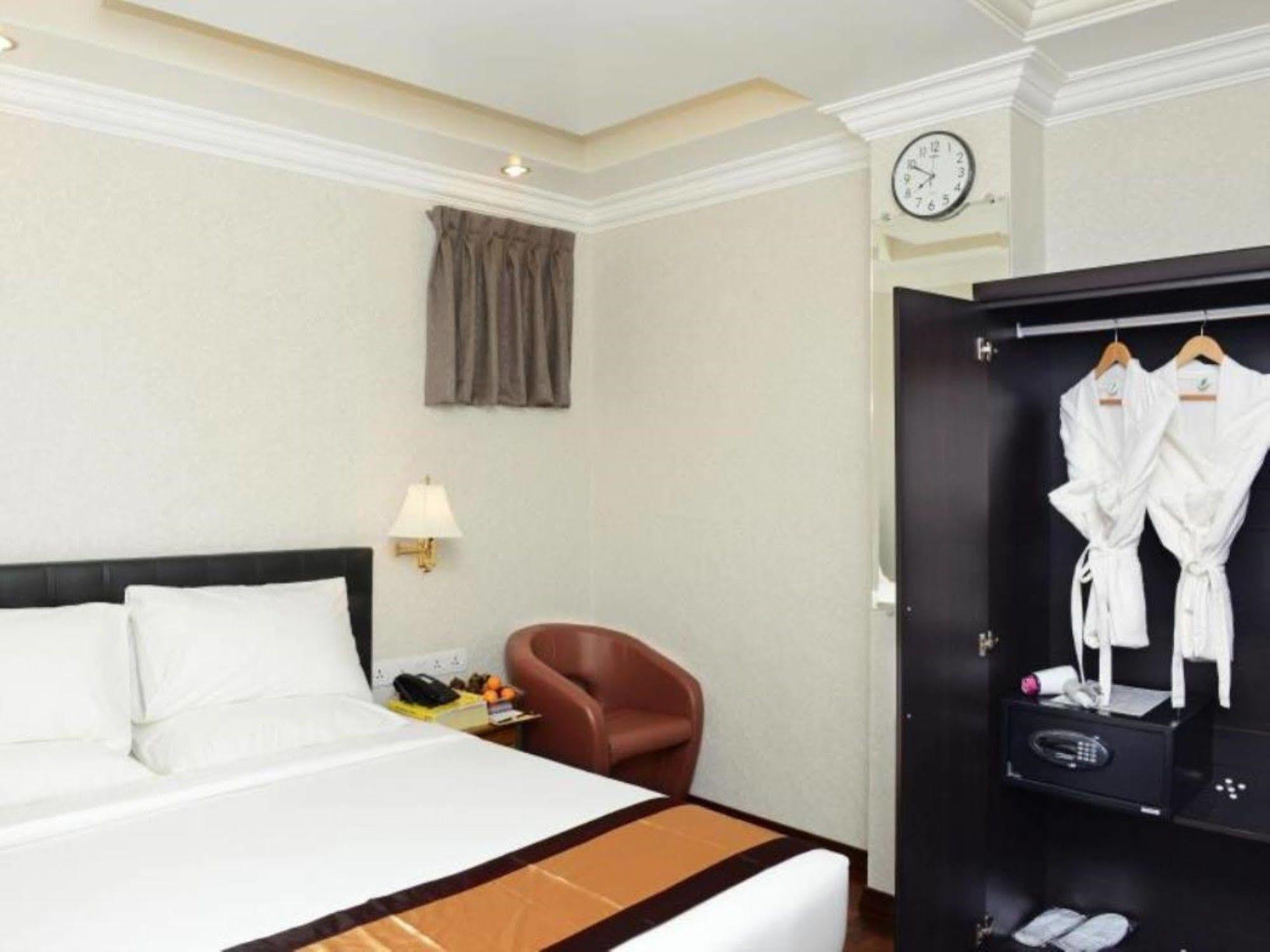 Hotel Grand United - 21St Downtown Yangon Ngoại thất bức ảnh