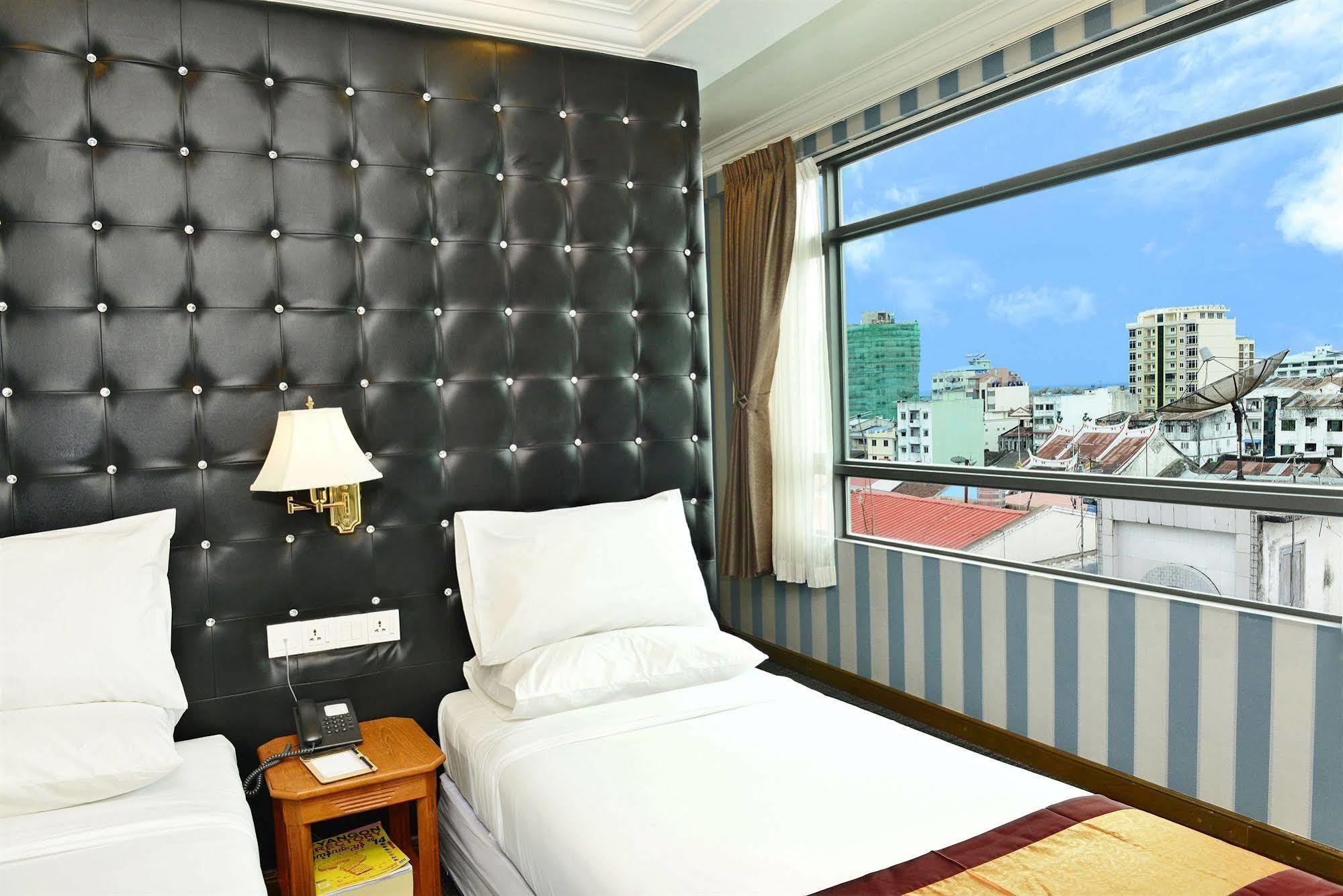 Hotel Grand United - 21St Downtown Yangon Ngoại thất bức ảnh